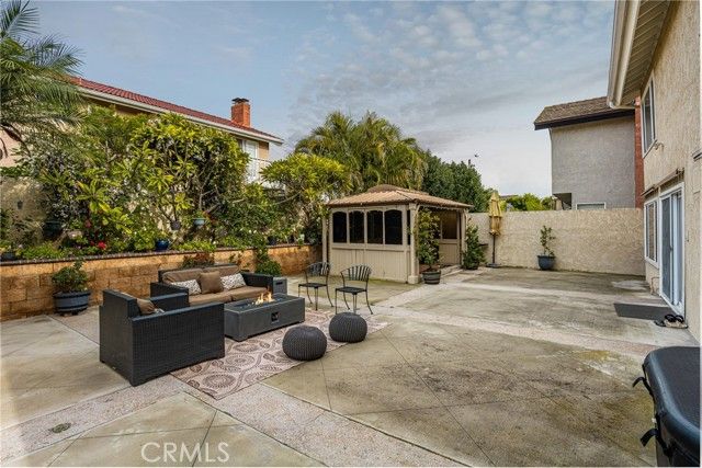 22 Hunter, Irvine, CA 92620