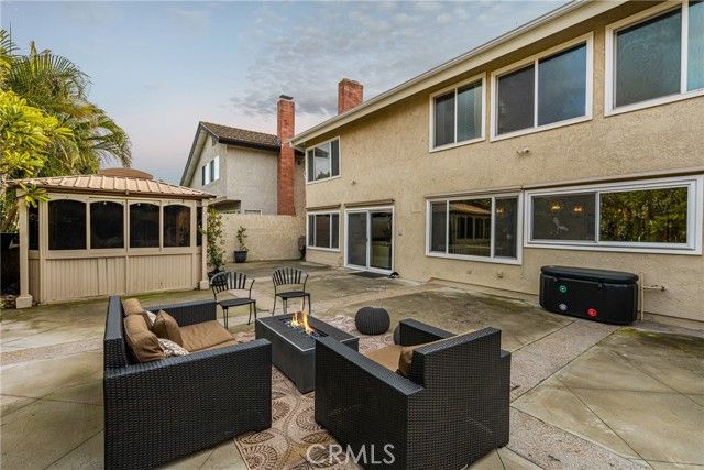 22 Hunter, Irvine, CA 92620