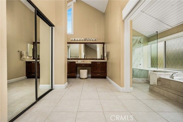 22 Hunter, Irvine, CA 92620