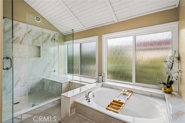 22 Hunter, Irvine, CA 92620