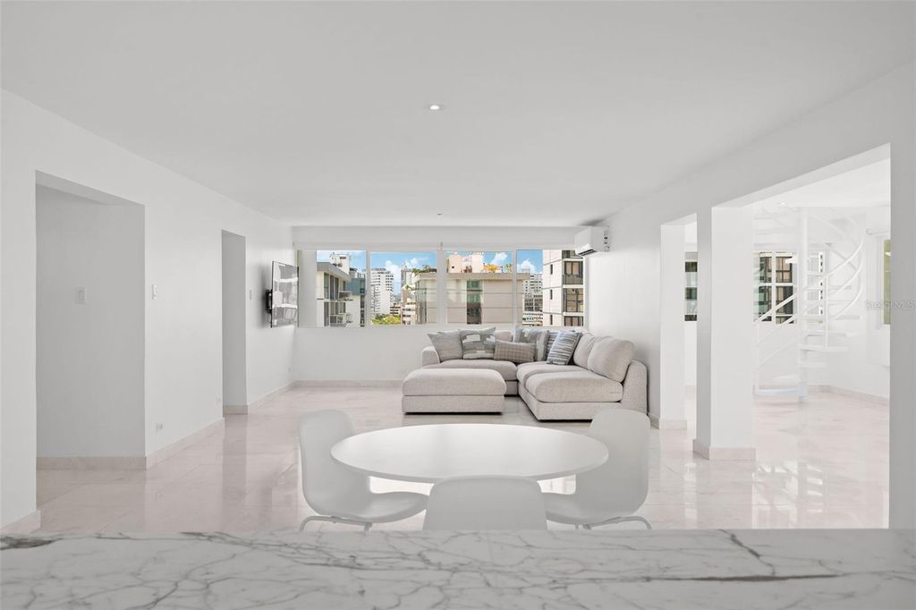 Image 16 of property listing at Taft Street TAFT TOWER PH 9A, San Juan, PR 00907