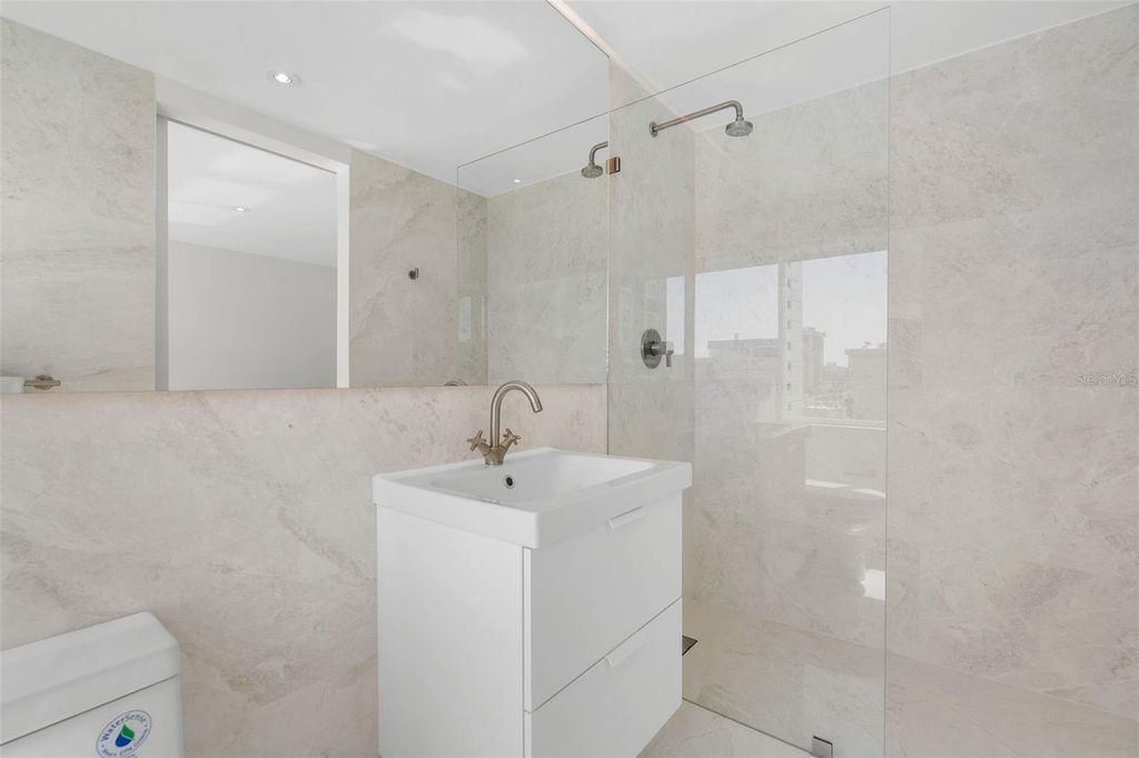 Image 30 of property listing at Taft Street TAFT TOWER PH 9A, San Juan, PR 00907