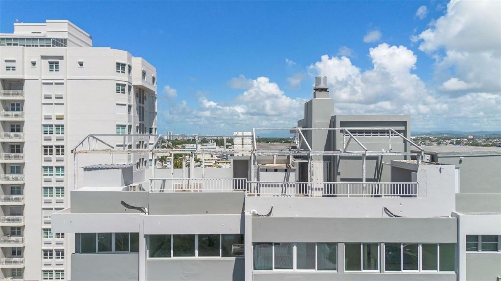 Image 42 of property listing at Taft Street TAFT TOWER PH 9A, San Juan, PR 00907