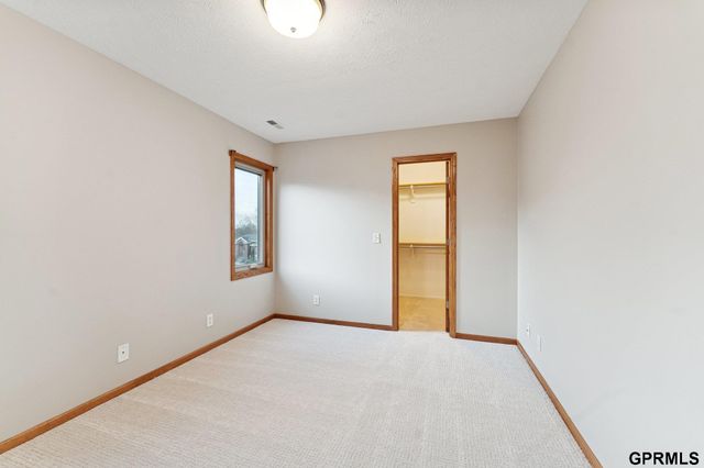 14075 Ellison Avenue, Omaha, NE 68164