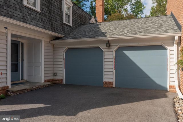 10226 DEMOCRACY LN, Potomac, MD 20854
