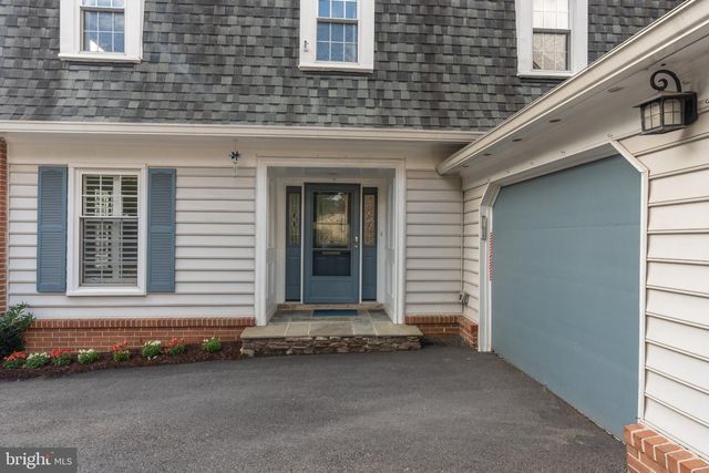 10226 DEMOCRACY LN, Potomac, MD 20854