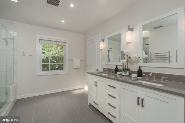 10226 DEMOCRACY LN, Potomac, MD 20854
