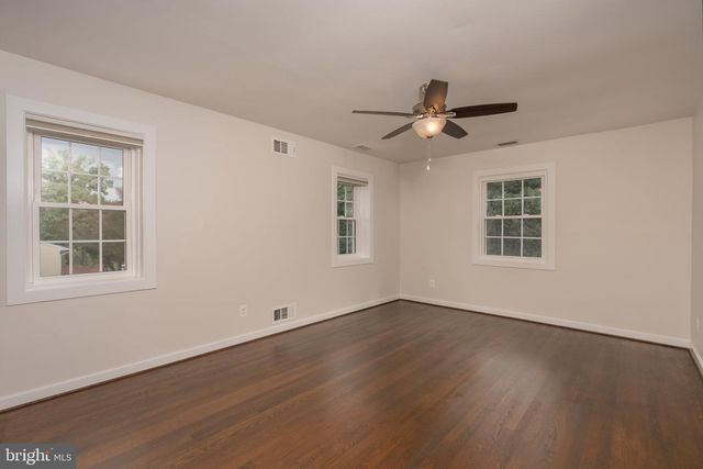 10226 DEMOCRACY LN, Potomac, MD 20854