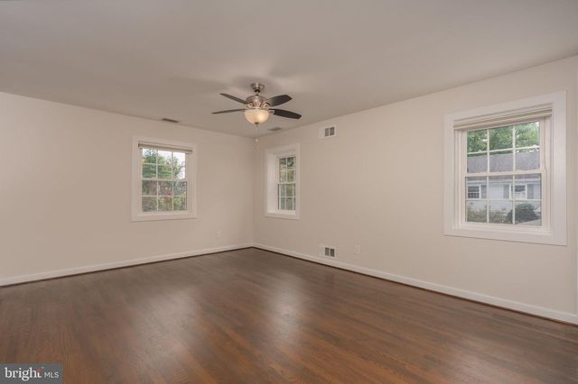 10226 DEMOCRACY LN, Potomac, MD 20854