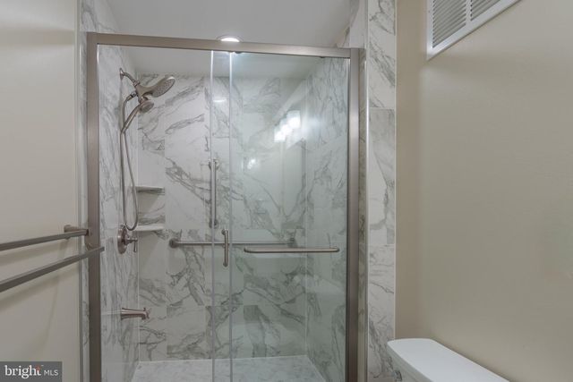 10226 DEMOCRACY LN, Potomac, MD 20854