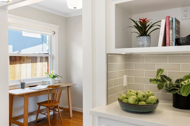 2537 Scenic Avenue, Oakland, CA 94602