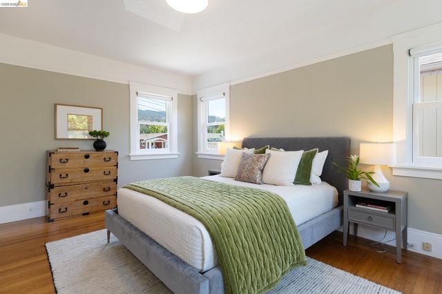 2537 Scenic Avenue, Oakland, CA 94602