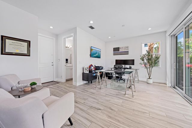 4145 Faraday Way, Palm Beach Gardens, FL 33418