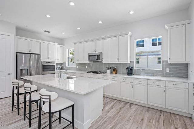 4145 Faraday Way, Palm Beach Gardens, FL 33418