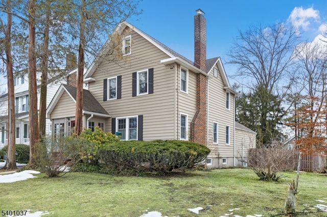 645 Roosevelt St, Westfield Town, NJ 07090