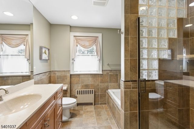 645 Roosevelt St, Westfield Town, NJ 07090