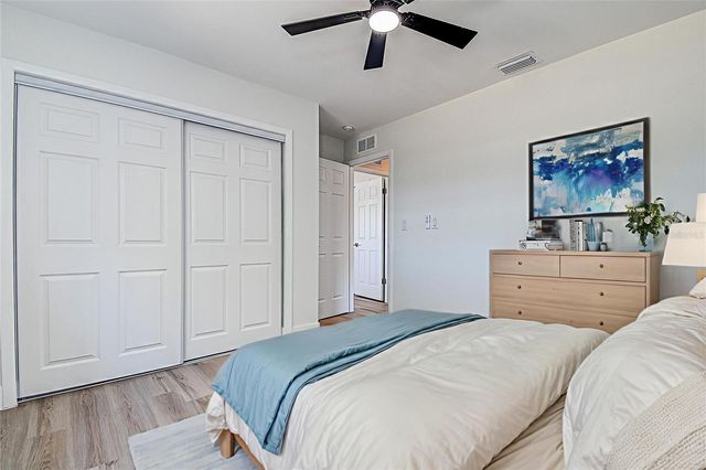 6431 68TH AVENUE N, Pinellas Park, FL 33781