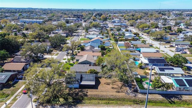 6431 68TH AVENUE N, Pinellas Park, FL 33781