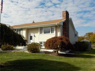 118 Pear Street, Portsmouth, RI 02871