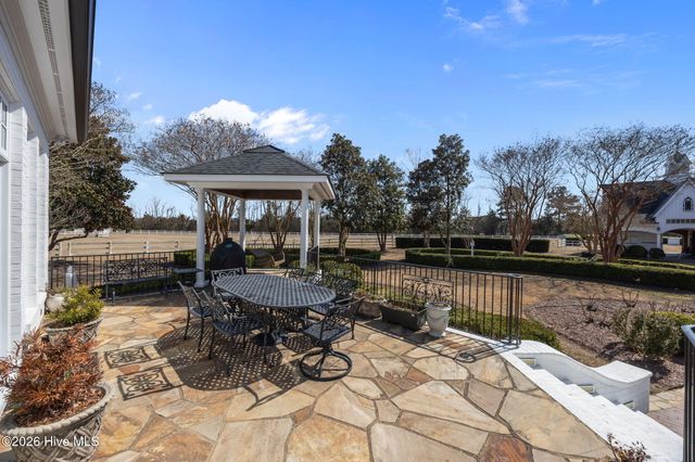 579 Lexington Drive, Greenville, NC 27834