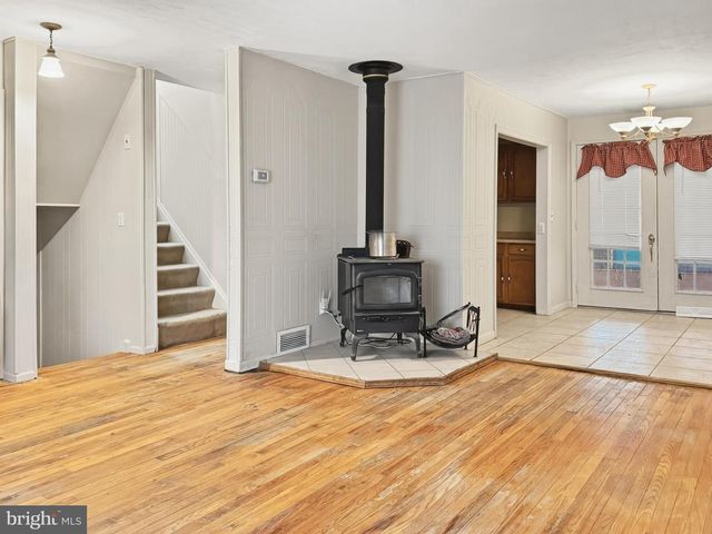 517 DARLEY RD, Claymont, DE 19703