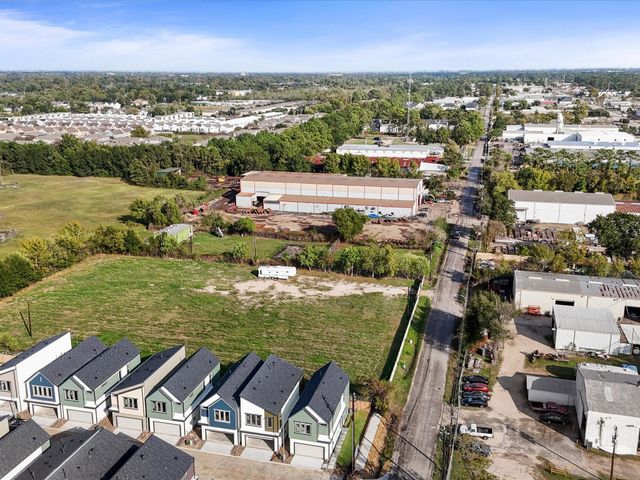 5306 Teodoro Lane, Houston, TX 77091