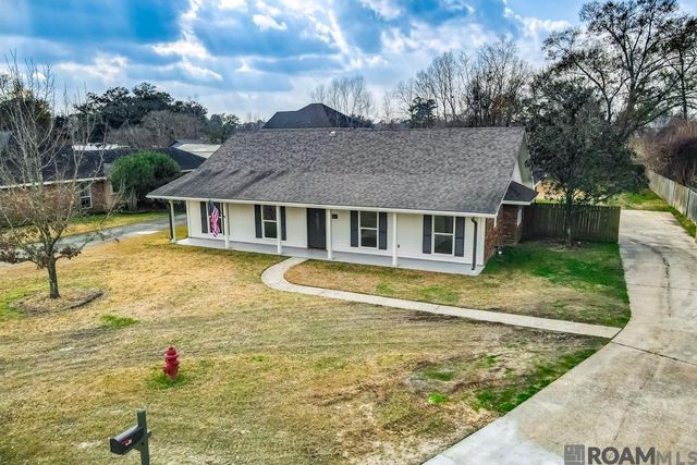 26011 Vincent Dr, Denham Springs, LA 70726