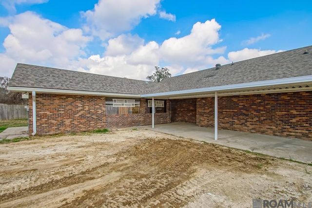 26011 Vincent Dr, Denham Springs, LA 70726