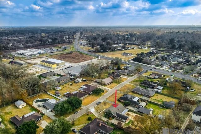 26011 Vincent Dr, Denham Springs, LA 70726