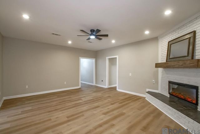 26011 Vincent Dr, Denham Springs, LA 70726