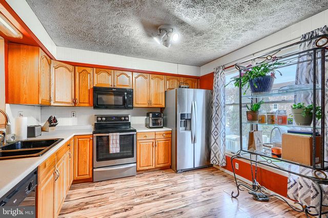 184 FARM RD, Aberdeen, MD 21001