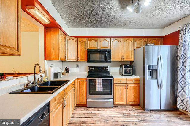 184 FARM RD, Aberdeen, MD 21001