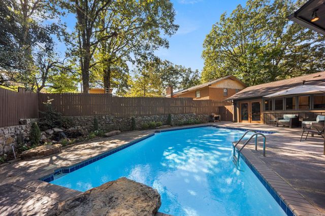 1315 Starfield Road, North Little Rock, AR 72116