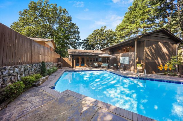 1315 Starfield Road, North Little Rock, AR 72116