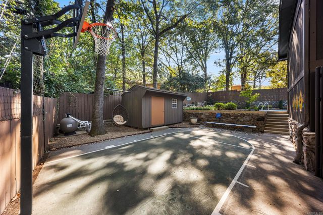 1315 Starfield Road, North Little Rock, AR 72116