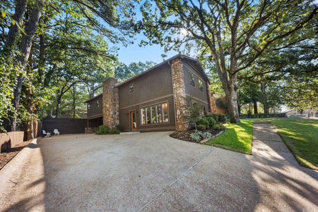 1315 Starfield Road, North Little Rock, AR 72116