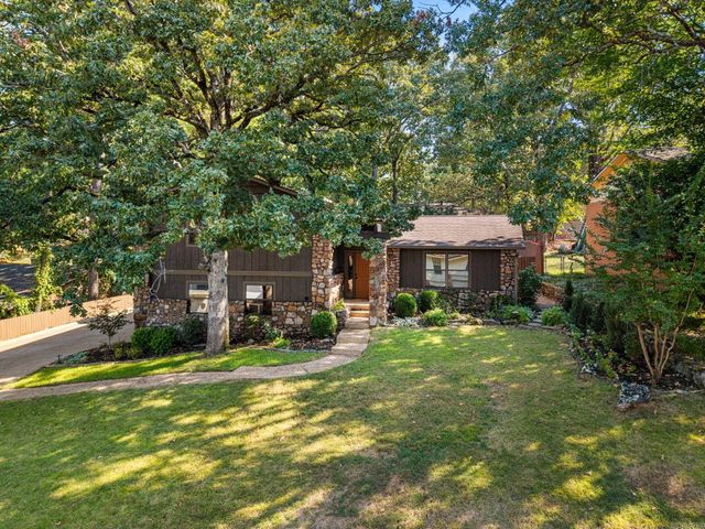 1315 Starfield Road, North Little Rock, AR 72116