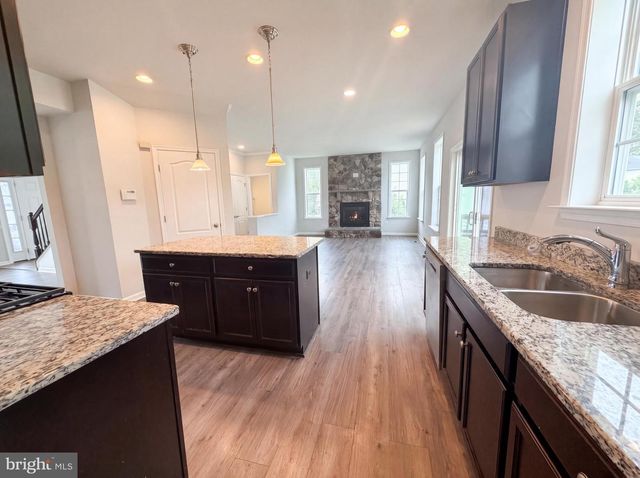 6906 CAPTAIN EDWARD TOPPINS CT, Fort Washington, MD 20744