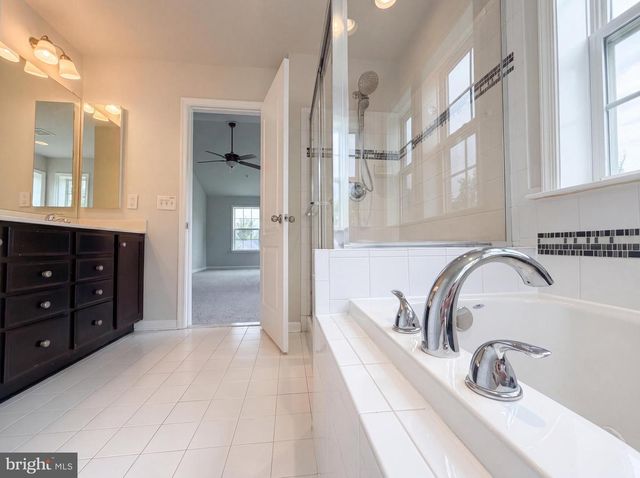 6906 CAPTAIN EDWARD TOPPINS CT, Fort Washington, MD 20744
