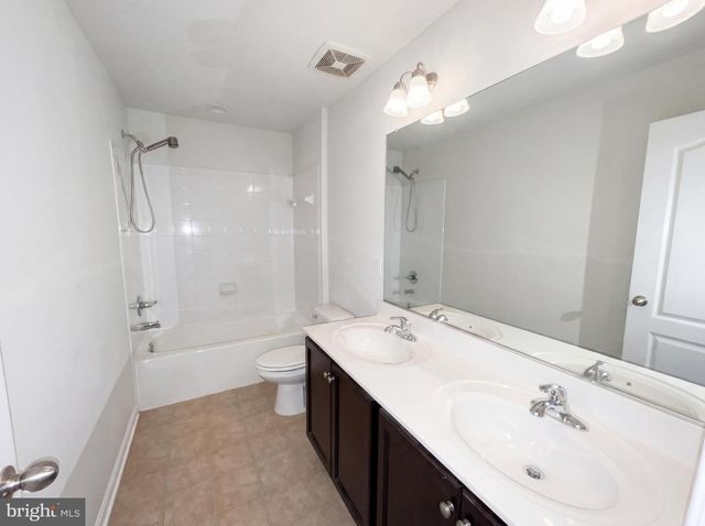 6906 CAPTAIN EDWARD TOPPINS CT, Fort Washington, MD 20744