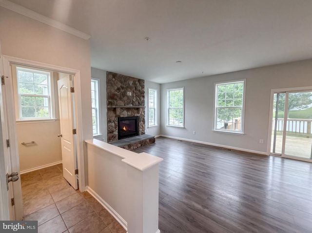 6906 CAPTAIN EDWARD TOPPINS CT, Fort Washington, MD 20744