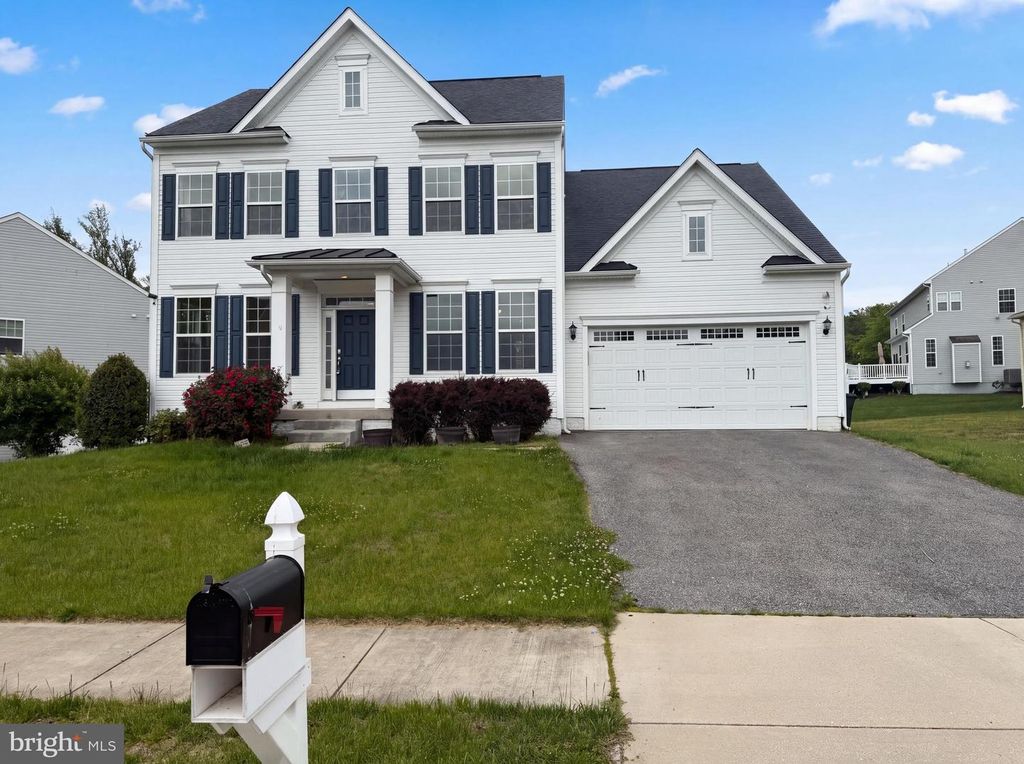 6906 CAPTAIN EDWARD TOPPINS CT, Fort Washington, MD 20744