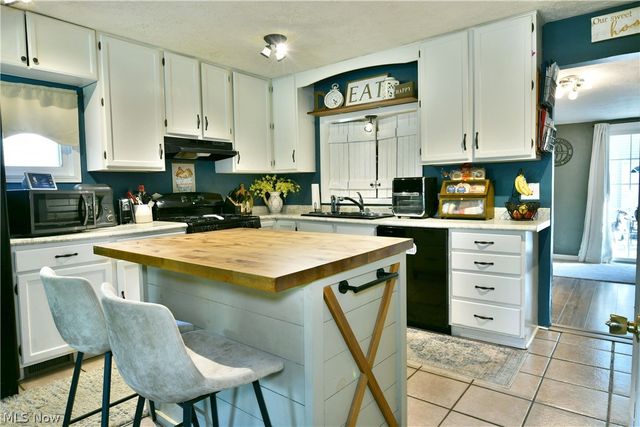 2307 Clyde Street, Poland, OH 44514