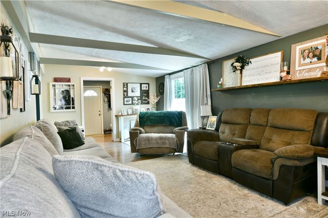 2307 Clyde Street, Poland, OH 44514