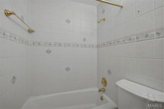 416 Scottfield Terrace, Ballwin, MO 63011