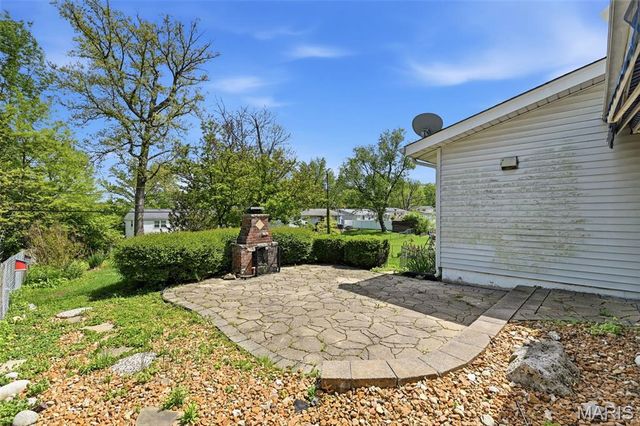 416 Scottfield Terrace, Ballwin, MO 63011