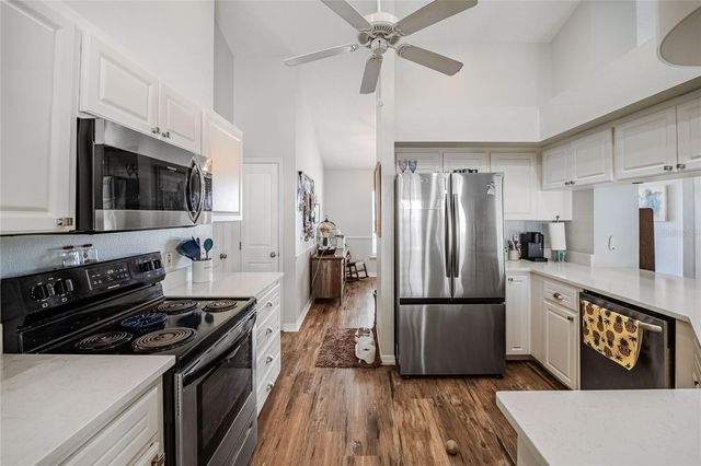 5837 MANCHESTER DRIVE W, Lakeland, FL 33810