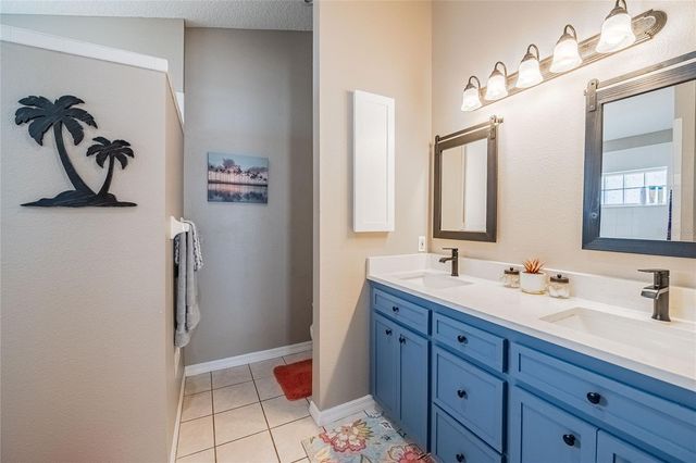 5837 MANCHESTER DRIVE W, Lakeland, FL 33810