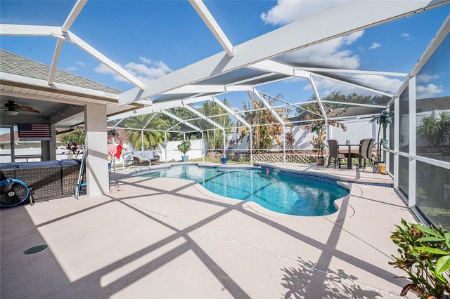 5837 MANCHESTER DRIVE W, Lakeland, FL 33810