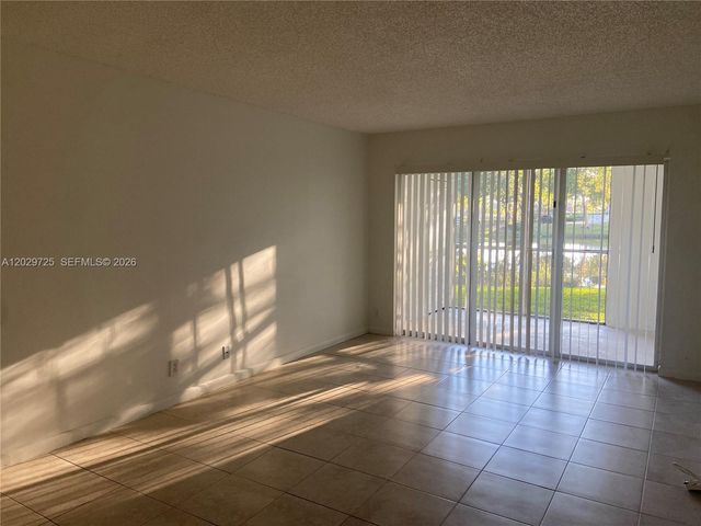 9811 Westview Drive 913, Coral Springs, FL 33076